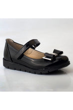 Load image into Gallery viewer, SarEn Black Japanned Leather Child Boots